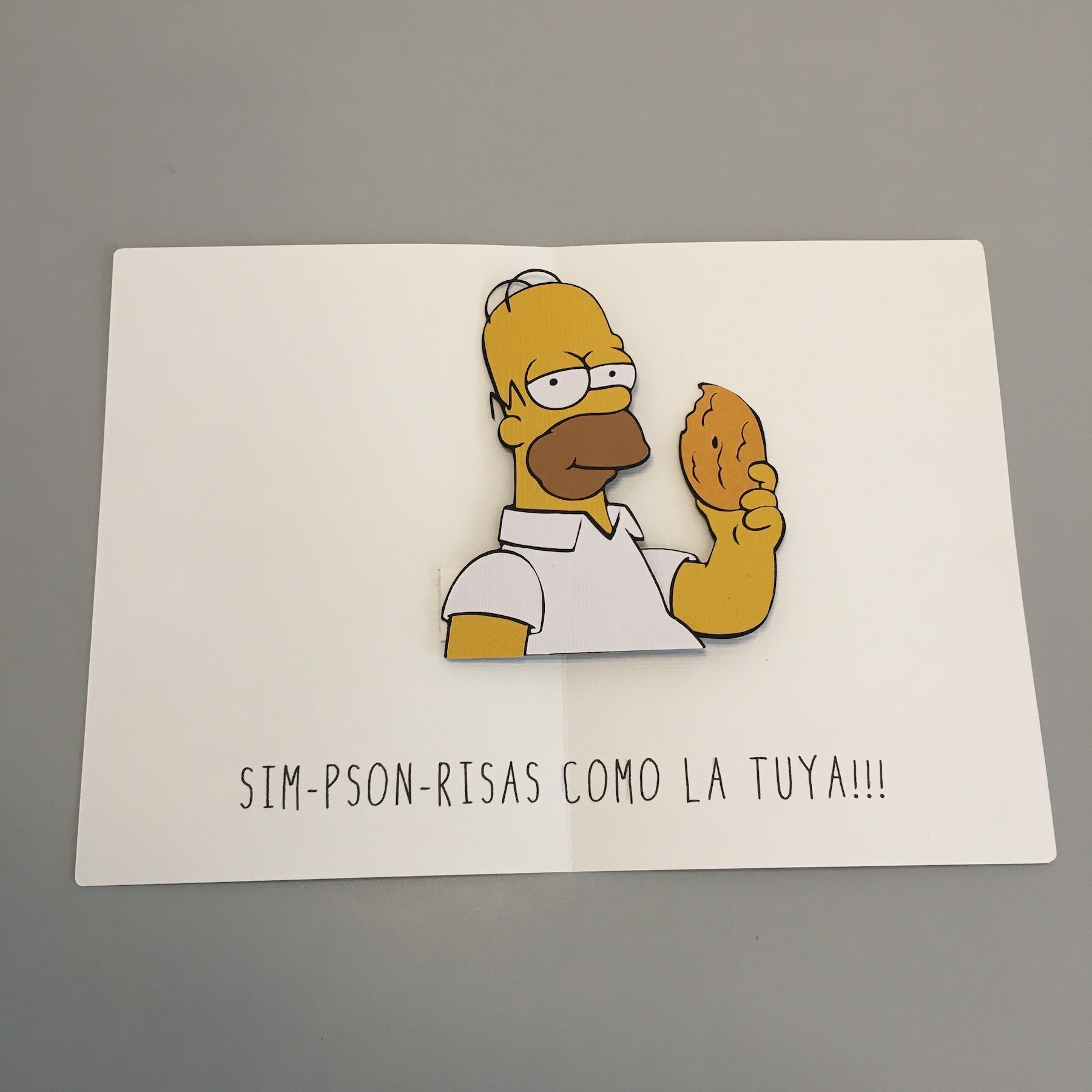 Tarjeta Homero Simpson